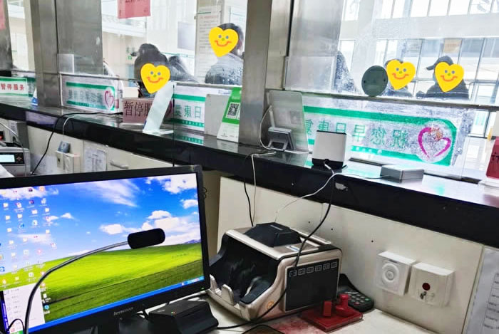 小小窗口對(duì)講機(jī)，解決醫(yī)院便民大問(wèn)題